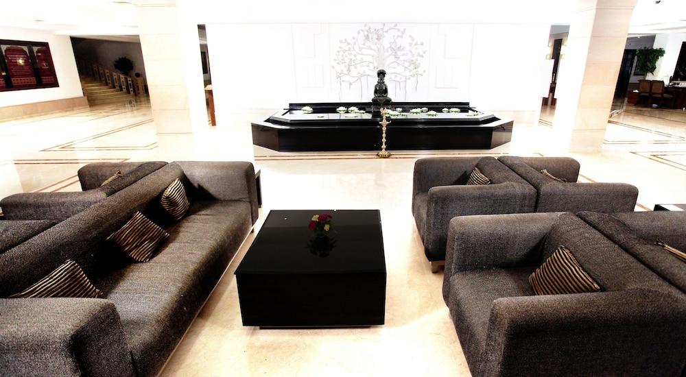 Greenpark Hotel 5*